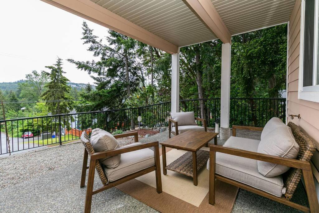 Cozy Renovated Oasis W Private Terrace & Parking Villa Victoria Ngoại thất bức ảnh